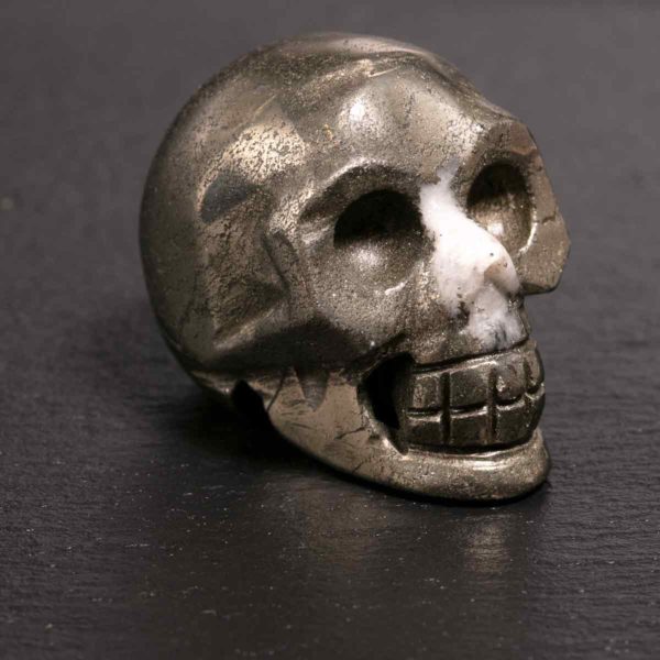 Pyrit Totenkopf 3,2x5cm, 136 gram